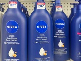 Nivea Intense Moisture